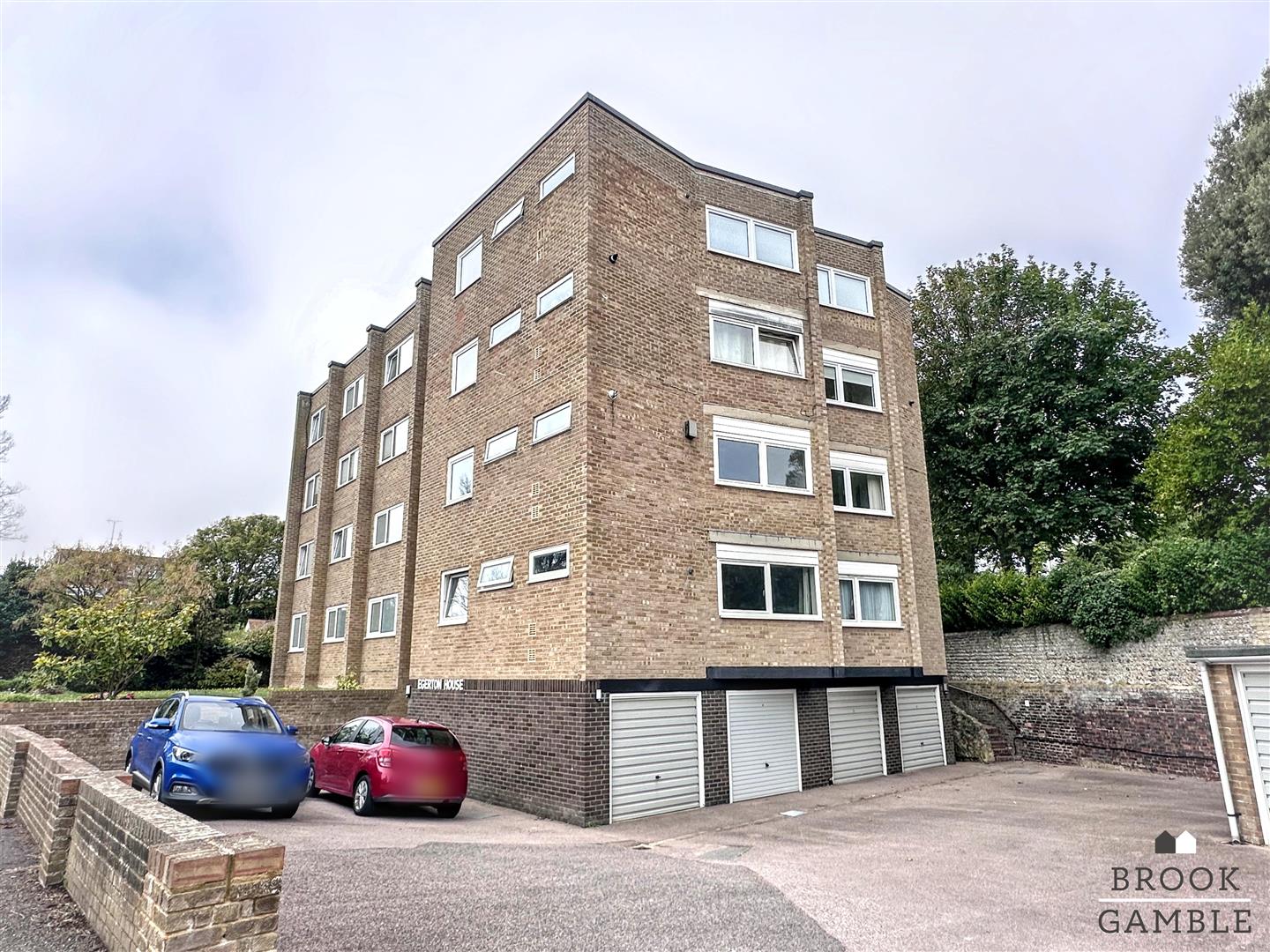 1 Bedroom Flat - Purpose Built for Sale: £130,000. Buxton Road in Eastbourne, East Sussex